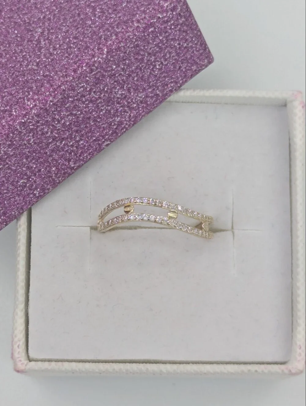 10kt Real Gold Women's Ring Size 7